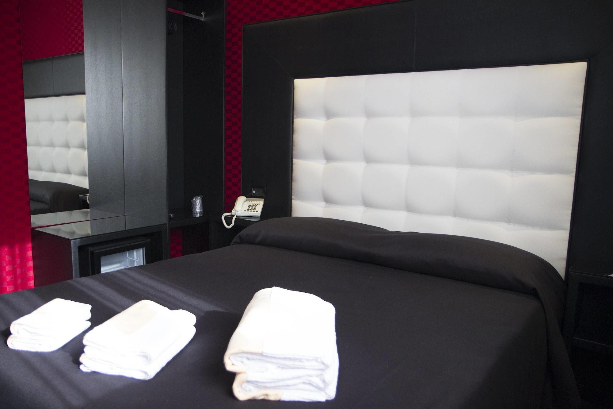 נאפולי Kleopatra Design Hotel מראה חיצוני תמונה