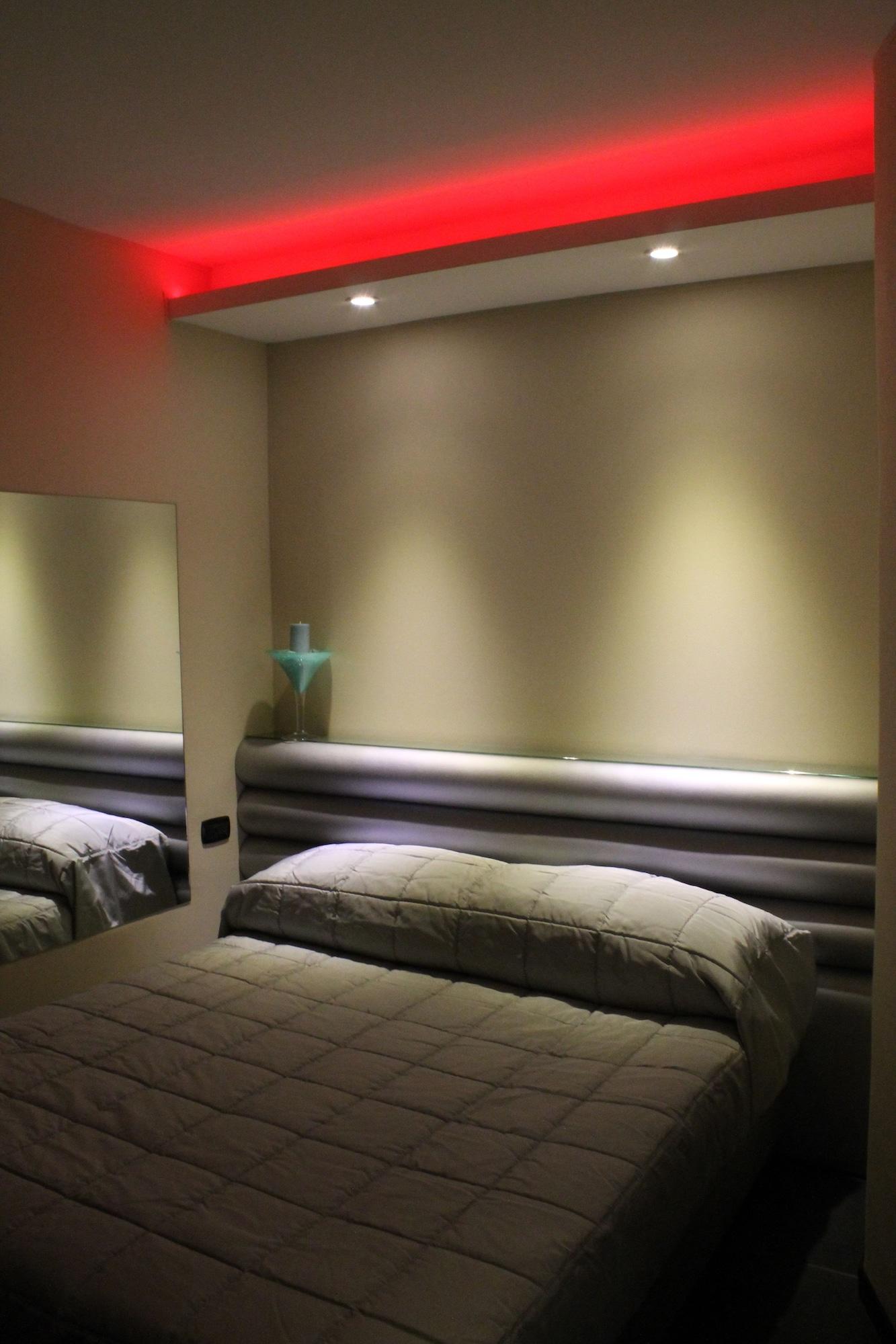 נאפולי Kleopatra Design Hotel מראה חיצוני תמונה