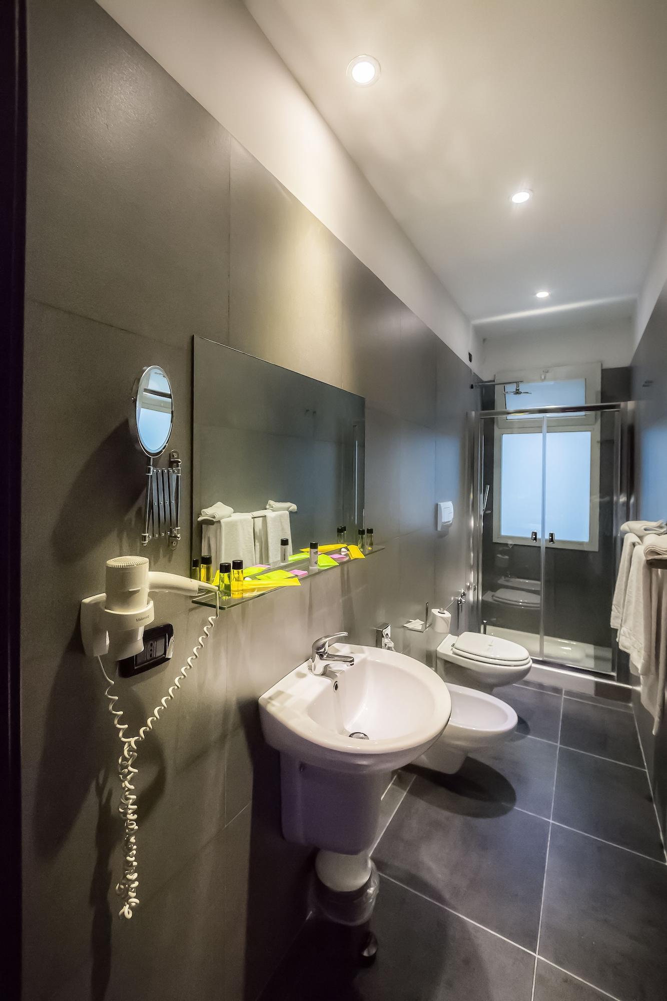נאפולי Kleopatra Design Hotel מראה חיצוני תמונה