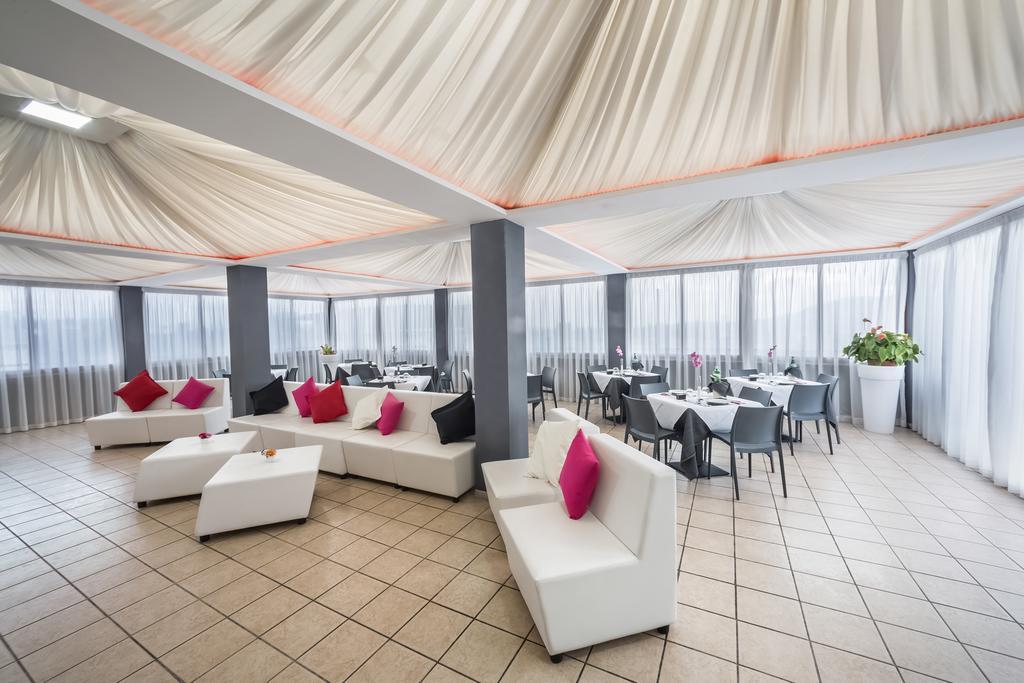 נאפולי Kleopatra Design Hotel מראה חיצוני תמונה
