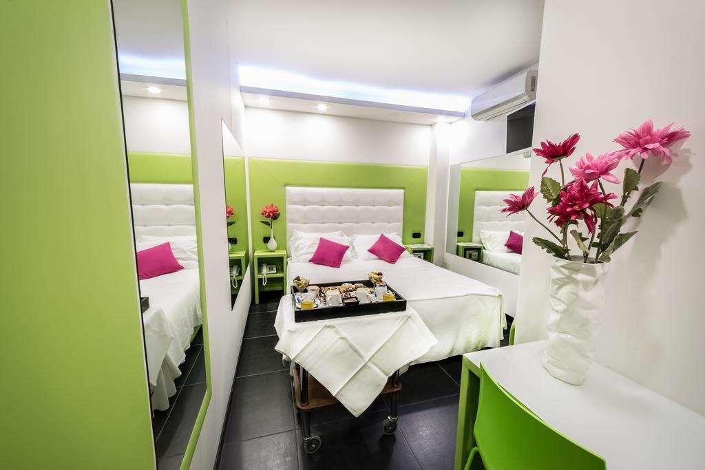 נאפולי Kleopatra Design Hotel חדר תמונה