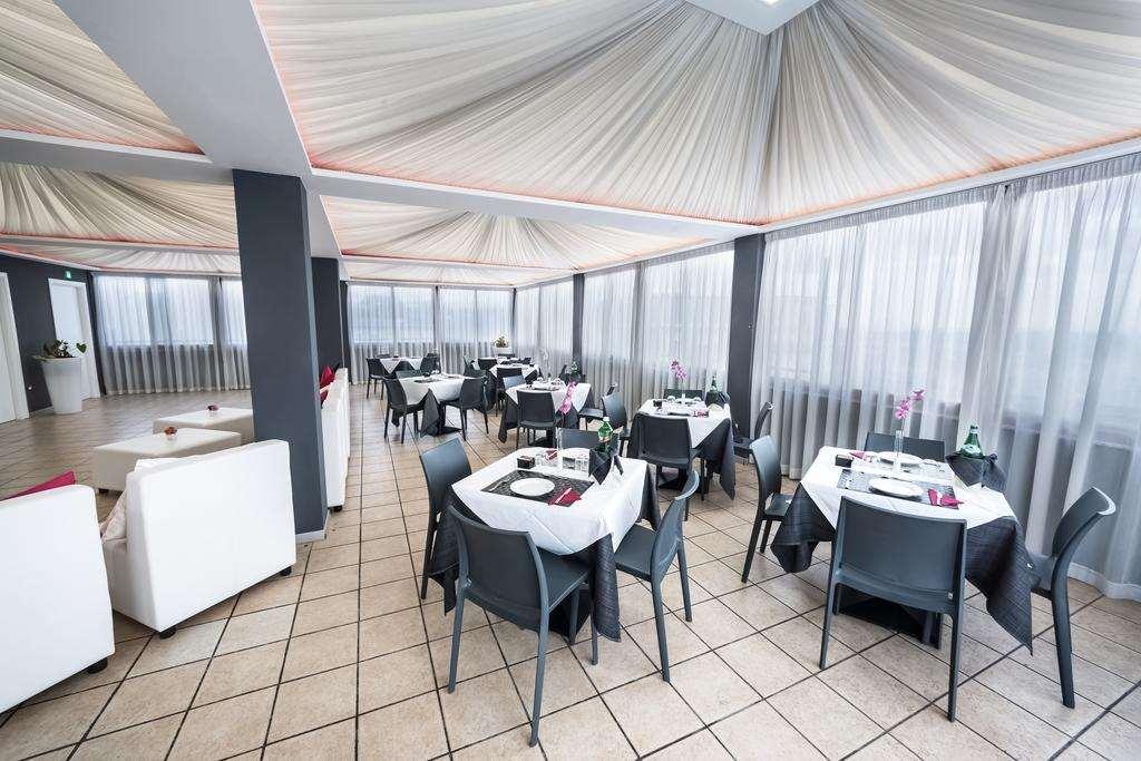 נאפולי Kleopatra Design Hotel מסעדה תמונה